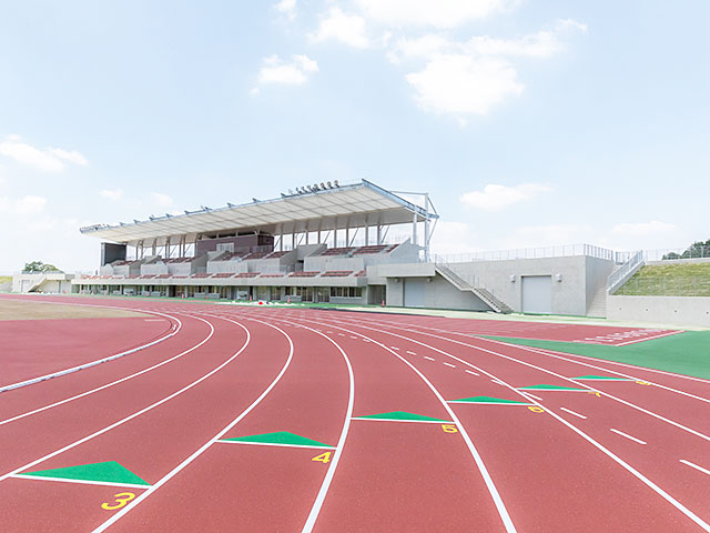 龍北スタジアム 陸上競技場 岡崎市龍北総合運動場